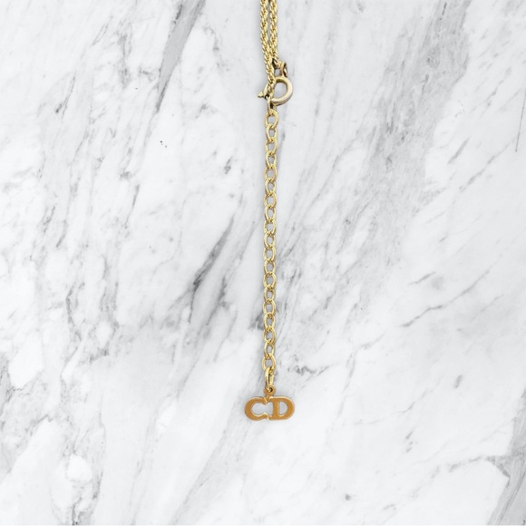 Christian Dior CD Logo Rope Circle Necklace - Picture 6 of 6